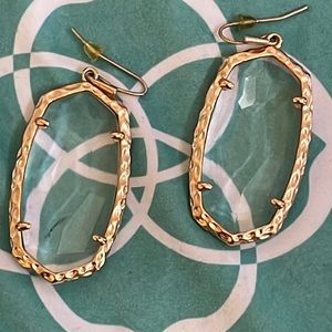 Kendra Scott Ella Drop earrings . Rose Gold/ crystal . Excellent unused cond.
